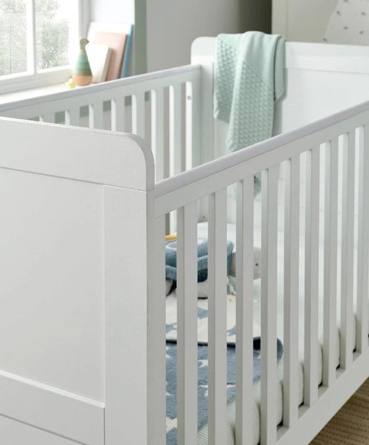 Mamas & Papas Hampden Cotbed - White | Mamas & Papas, Babies, Nursing, Cot