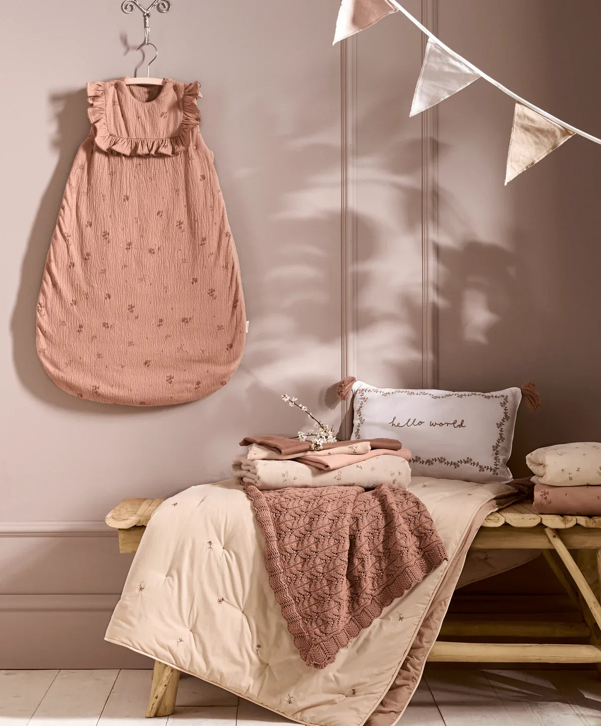 Dreampod 0 - 6 Months (2.5 Tog) - Welcome to the World Wildflower | Dreampod | Mamas & Papas for Mamas & Papas LB - Furniture & Nursery