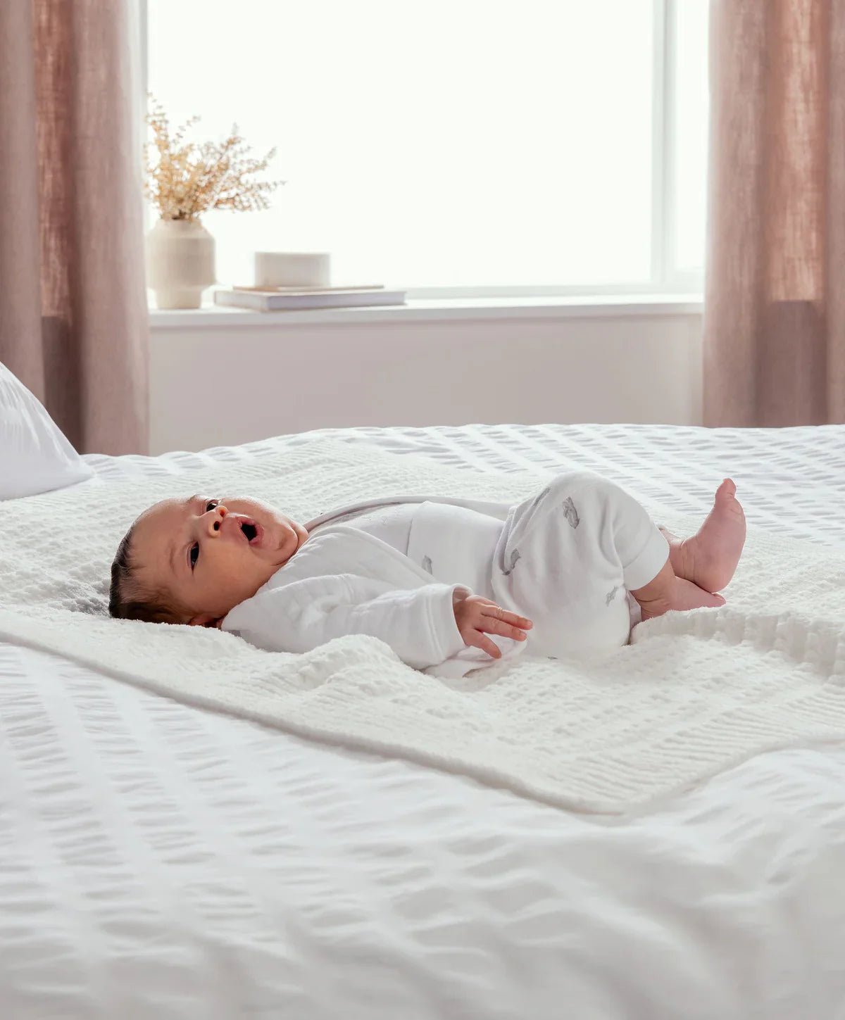 Quilted Jacket, Bodysuit & Bottoms Set (3 Pieces) – Bunny Print | Outfit Set | Mamas & Papas for Mamas & Papas LB - 6hr