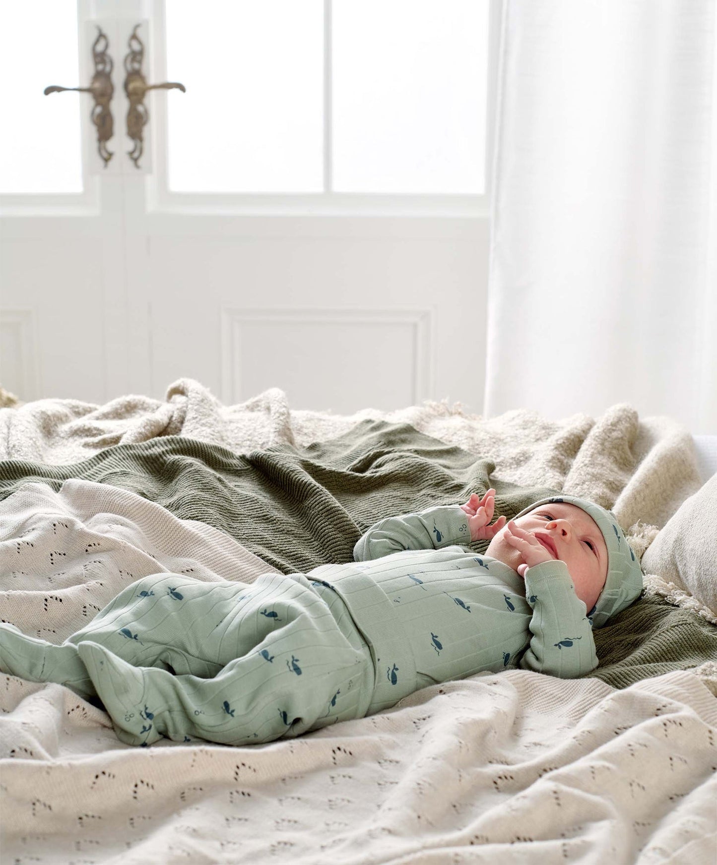 Mamas & Papas Whale Outfit Set (3 Piece) - Green | Mamas & Papas, Babies, Nursing, Set