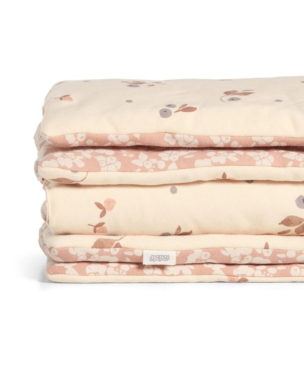 Quilt (2.5 Tog) - Berry/ Peony | Quilt | Mamas & Papas for Mamas & Papas LB - 6hr