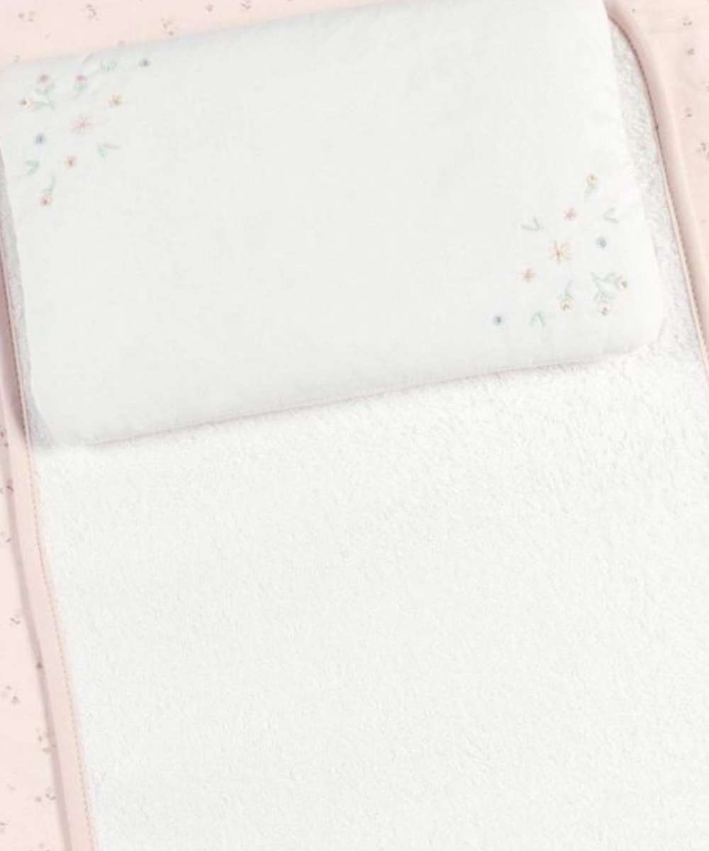 Mamas & Papas Welcome To The World Luxury Changing Mattress - Pink | Mamas & Papas, Babies, Nursing, Changing Mat