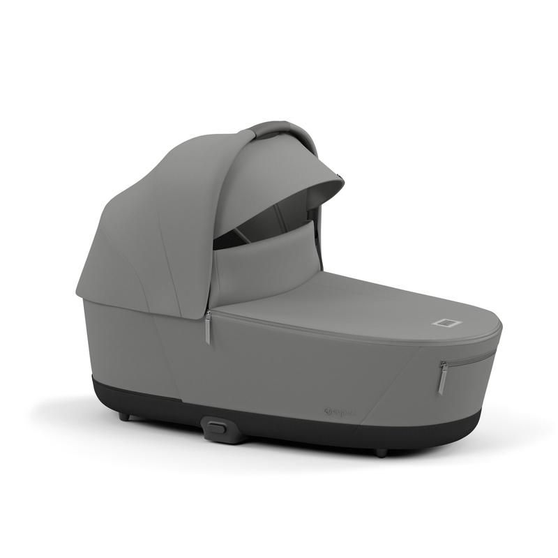 Priam and e-Priam luxury carrycot
