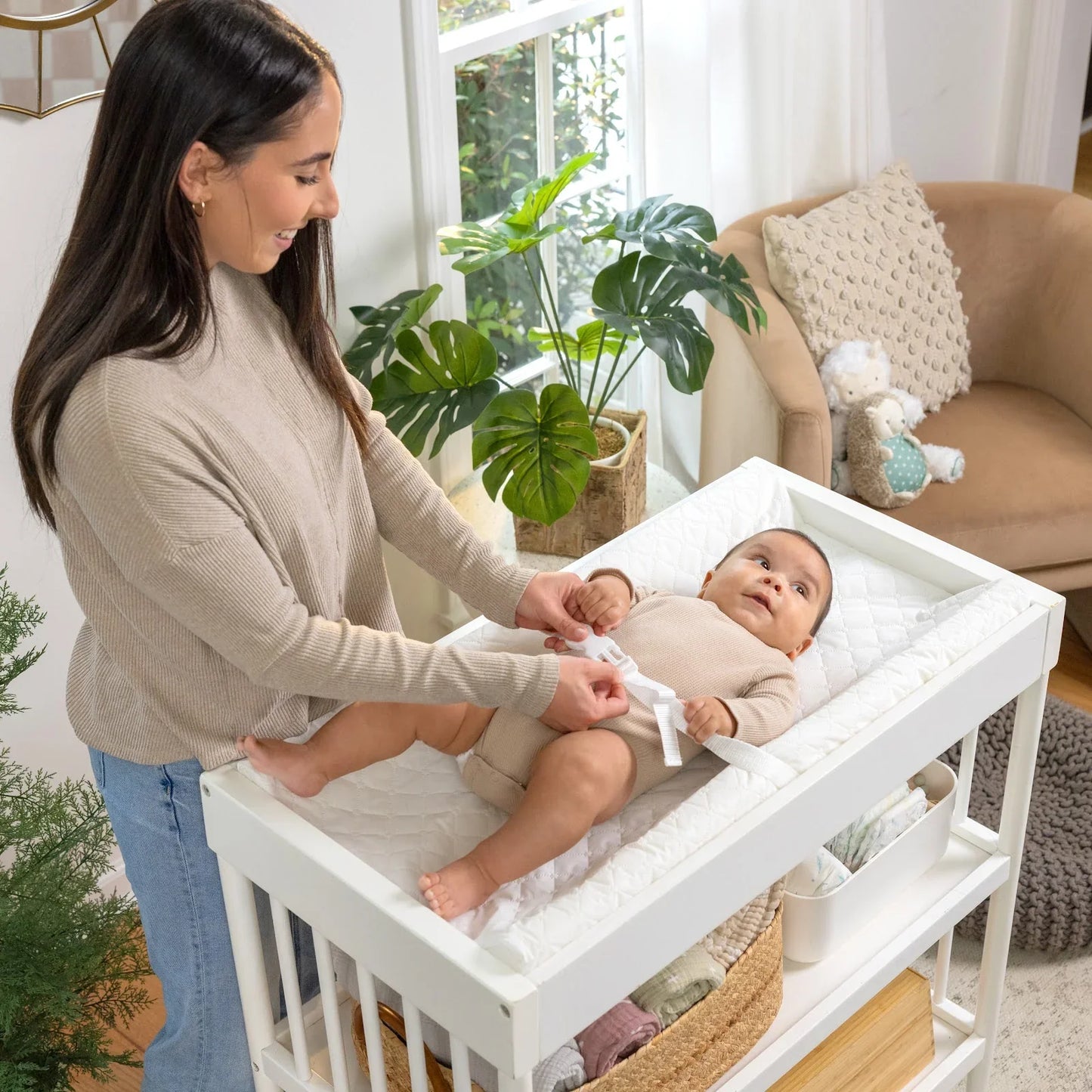 Contoured Changing Pad 0-24m