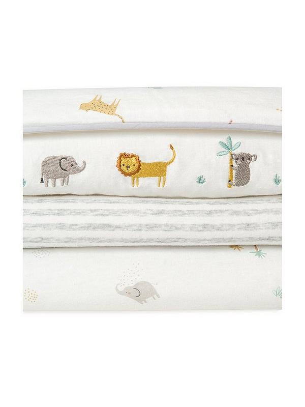 25 Tog Nursery Quilt - Wildly Adventures - White Grey | Nursery Bedding | Mamas & Papas for Mamas & Papas LB - Baby Quilts & Blankets