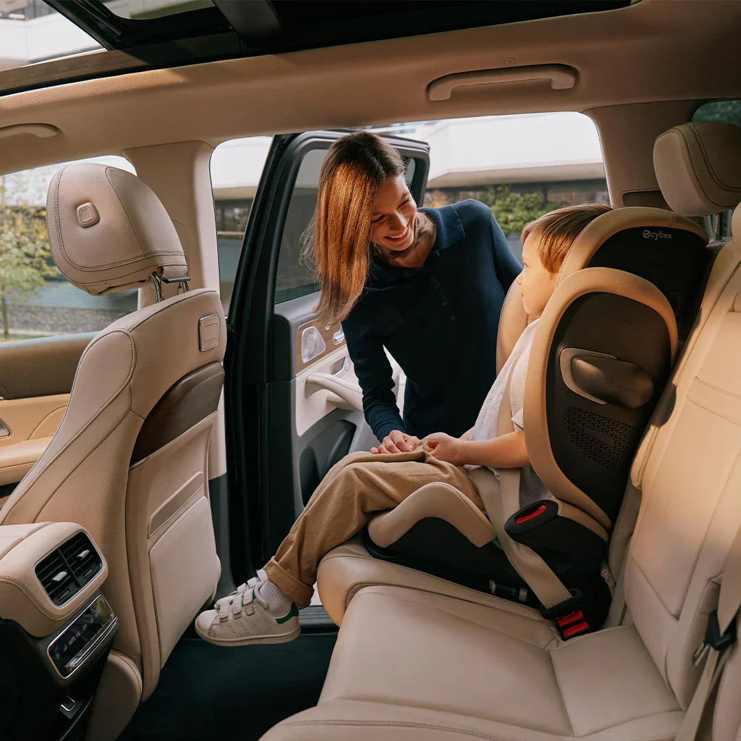 Pallas G2 i-Size Car Seat - Magic Black