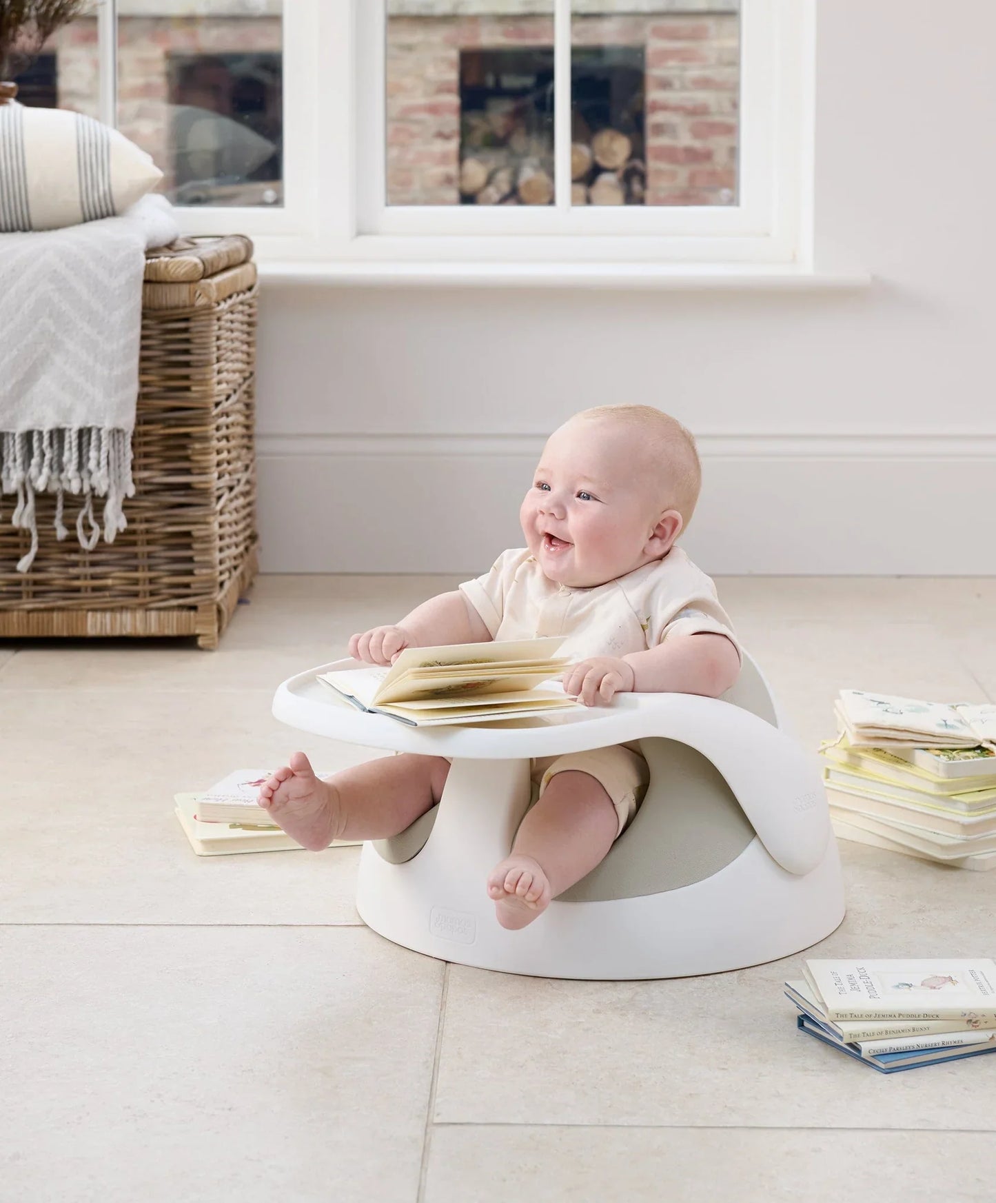 Siège de sol confortable avec plateau d'activités