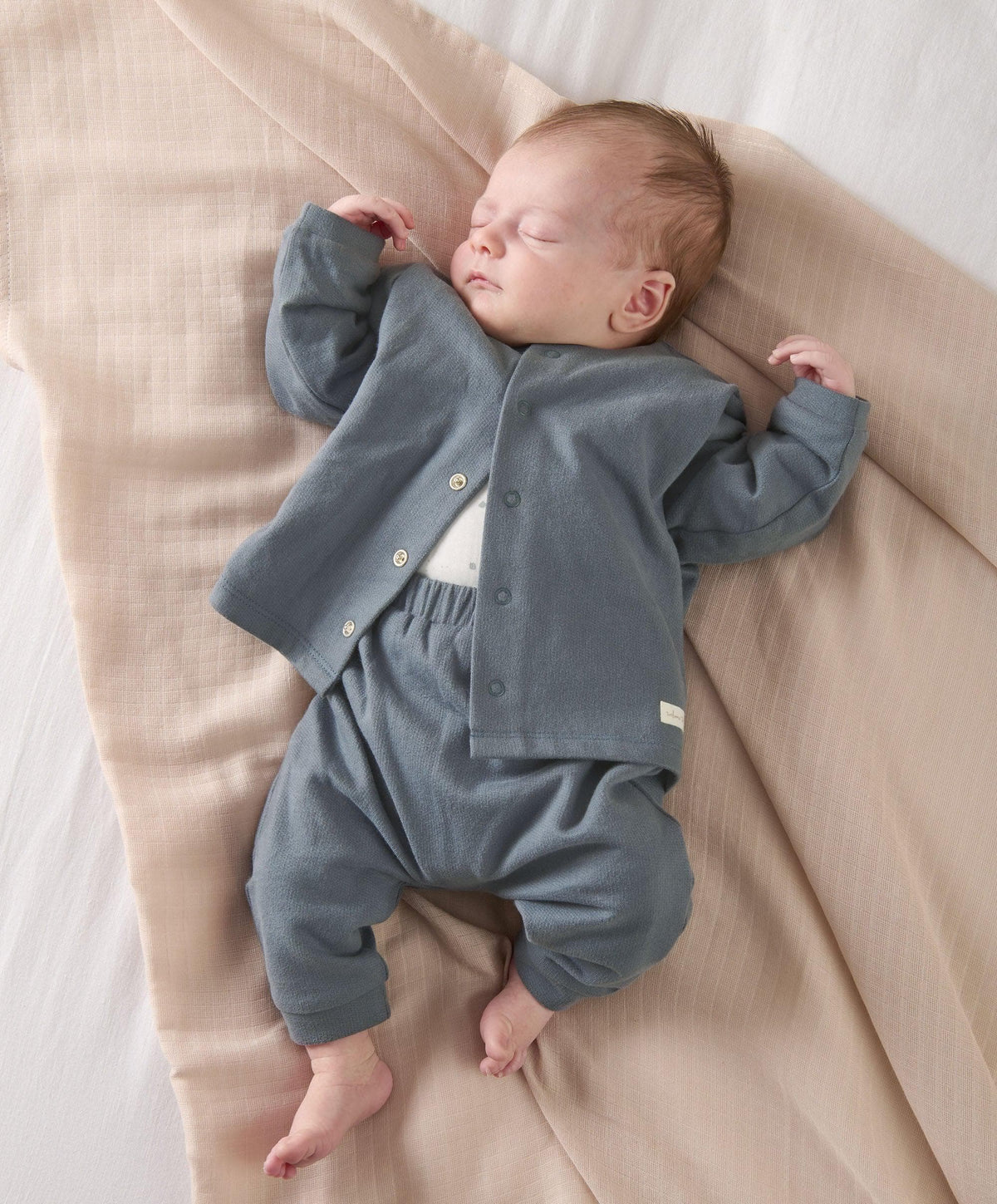 Mamas & Papas Jacket, Leggings & Bodysuit Outfit Set | Mamas & Papas, Babies, Nursing, Bodysuit