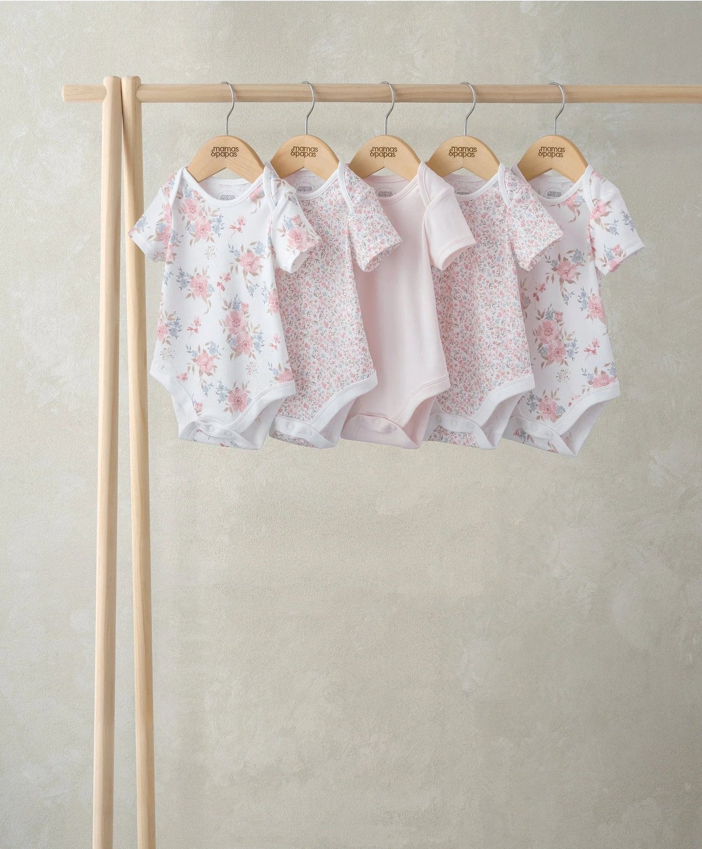 Mamas & Papas Short Sleeve Bodysuits (Pack of 5) - Floral | Mamas & Papas, Babies, Nursing, Bodysuit