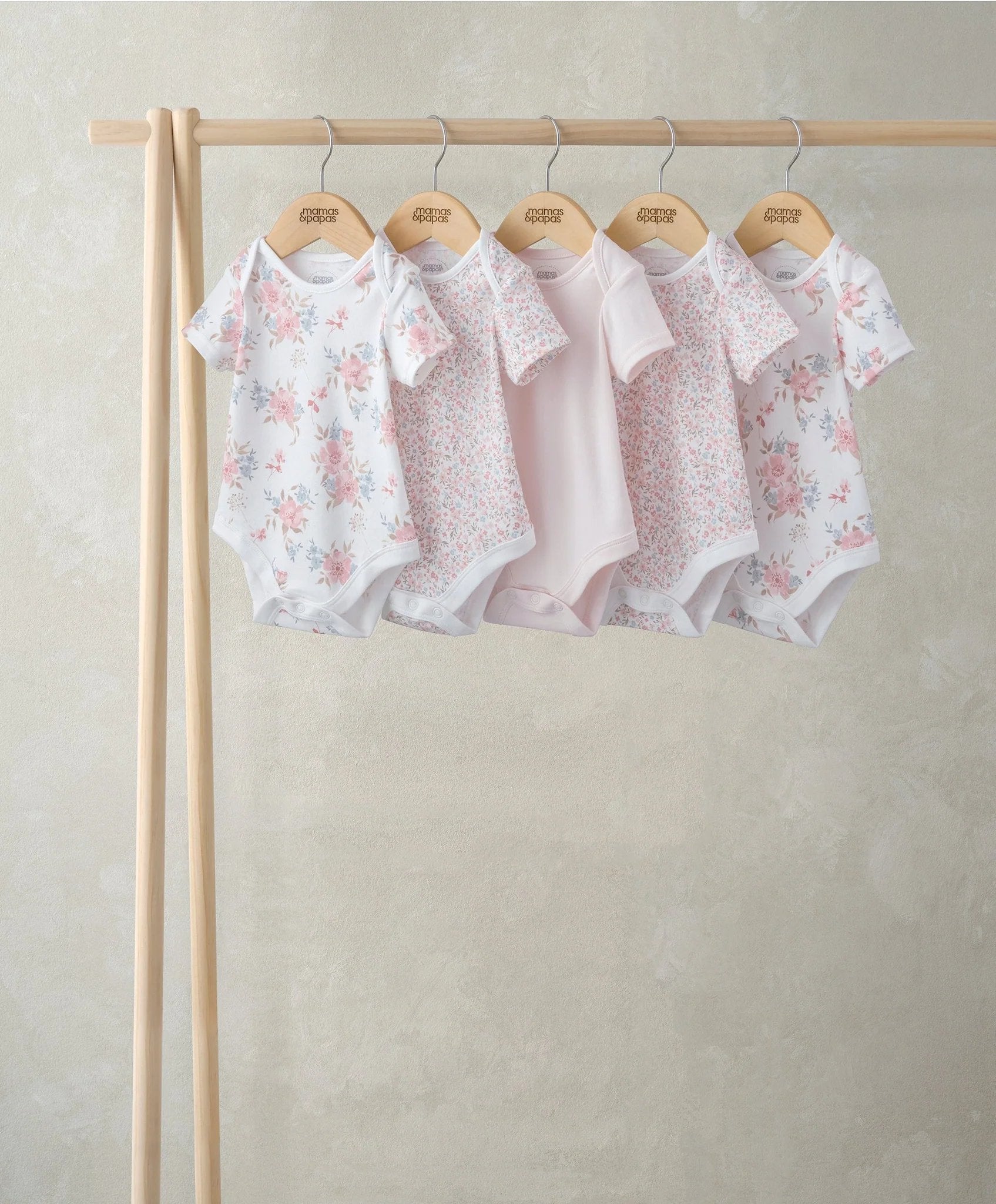 Mamas & Papas Short Sleeve Bodysuits (Pack of 5) - Floral | Mamas & Papas, Babies, Nursing, Bodysuit