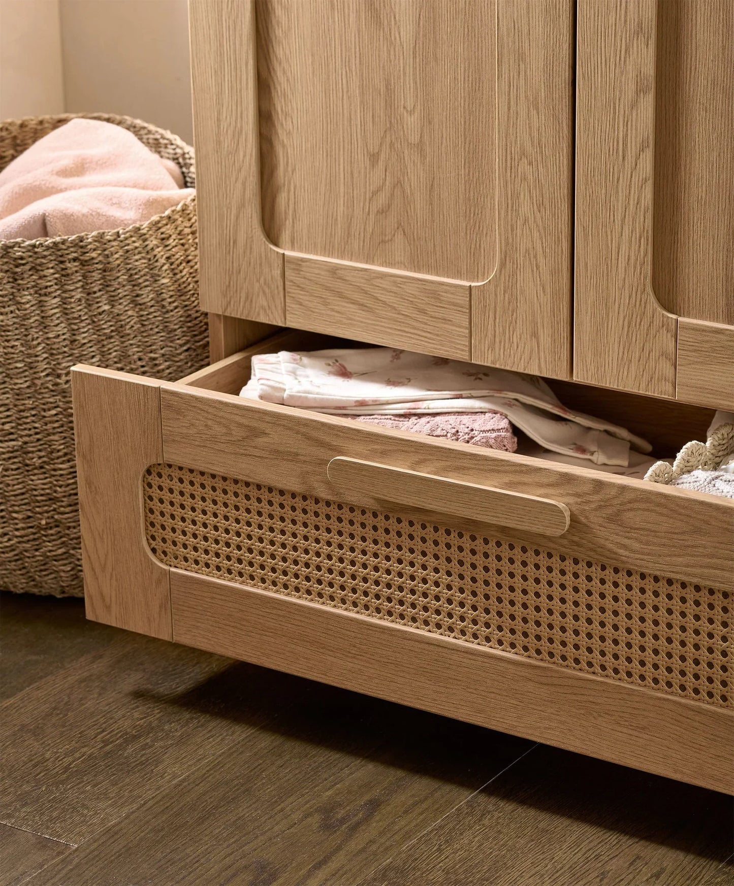 Esna Wardrobe - Rattan