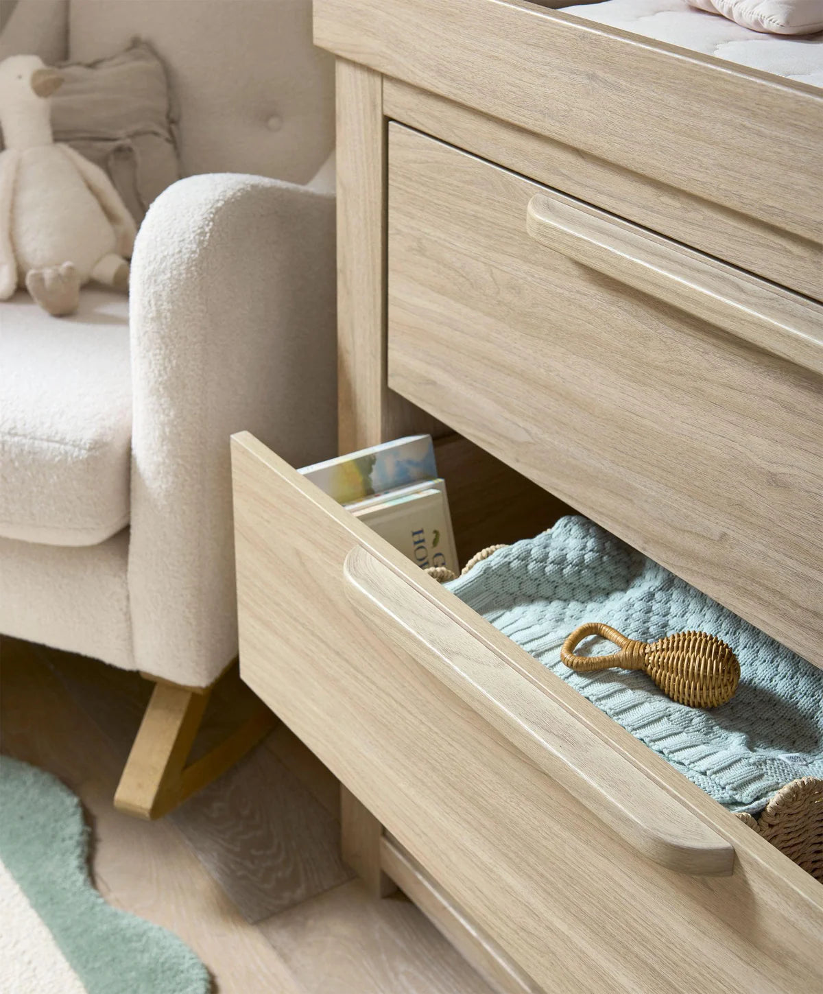 Mamas & Papas Franklin Dresser Changer - Oak | Mamas & Papas, Babies, Nursing, Dresser