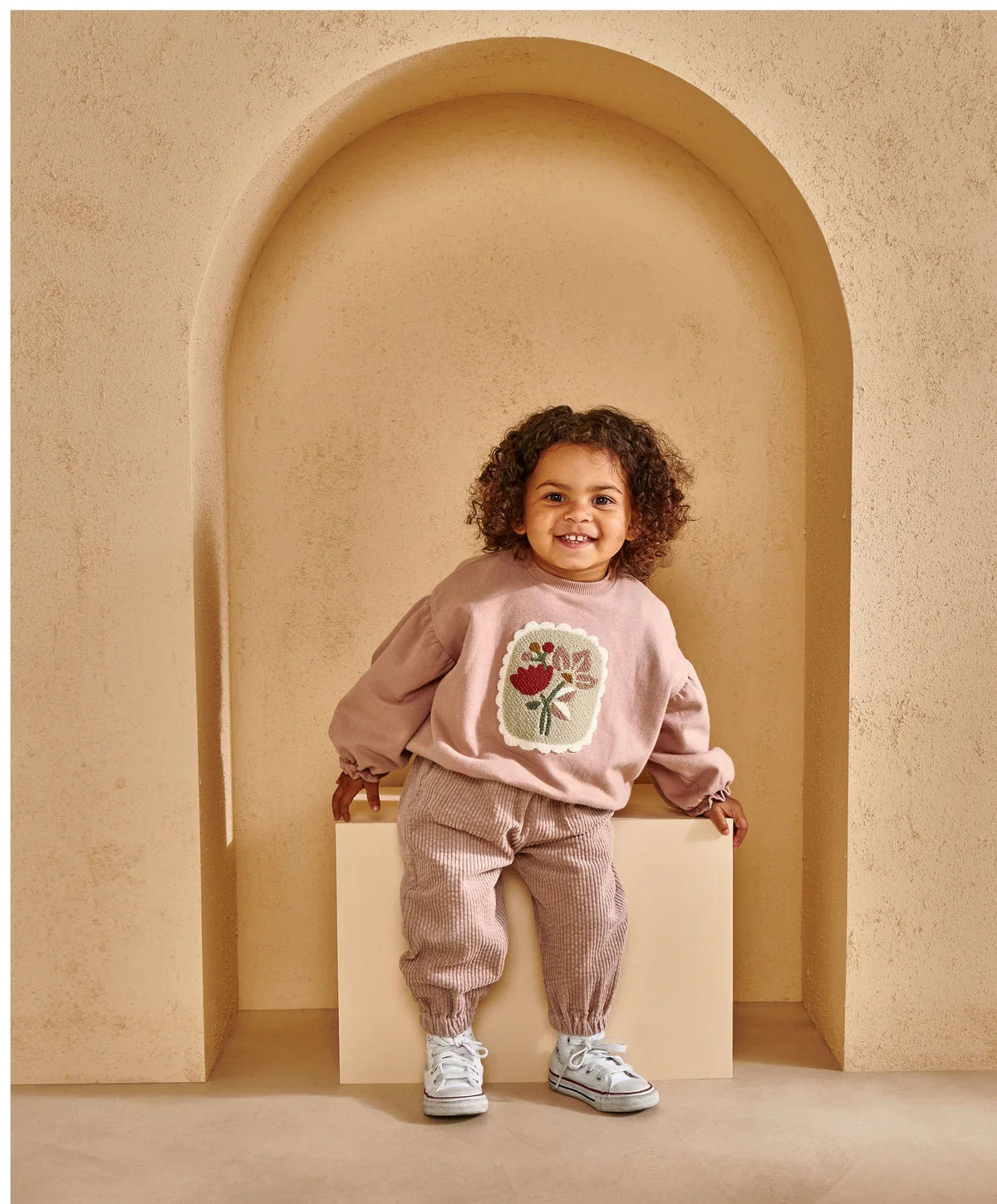 Boucle Placement Sweatshirt – Pink