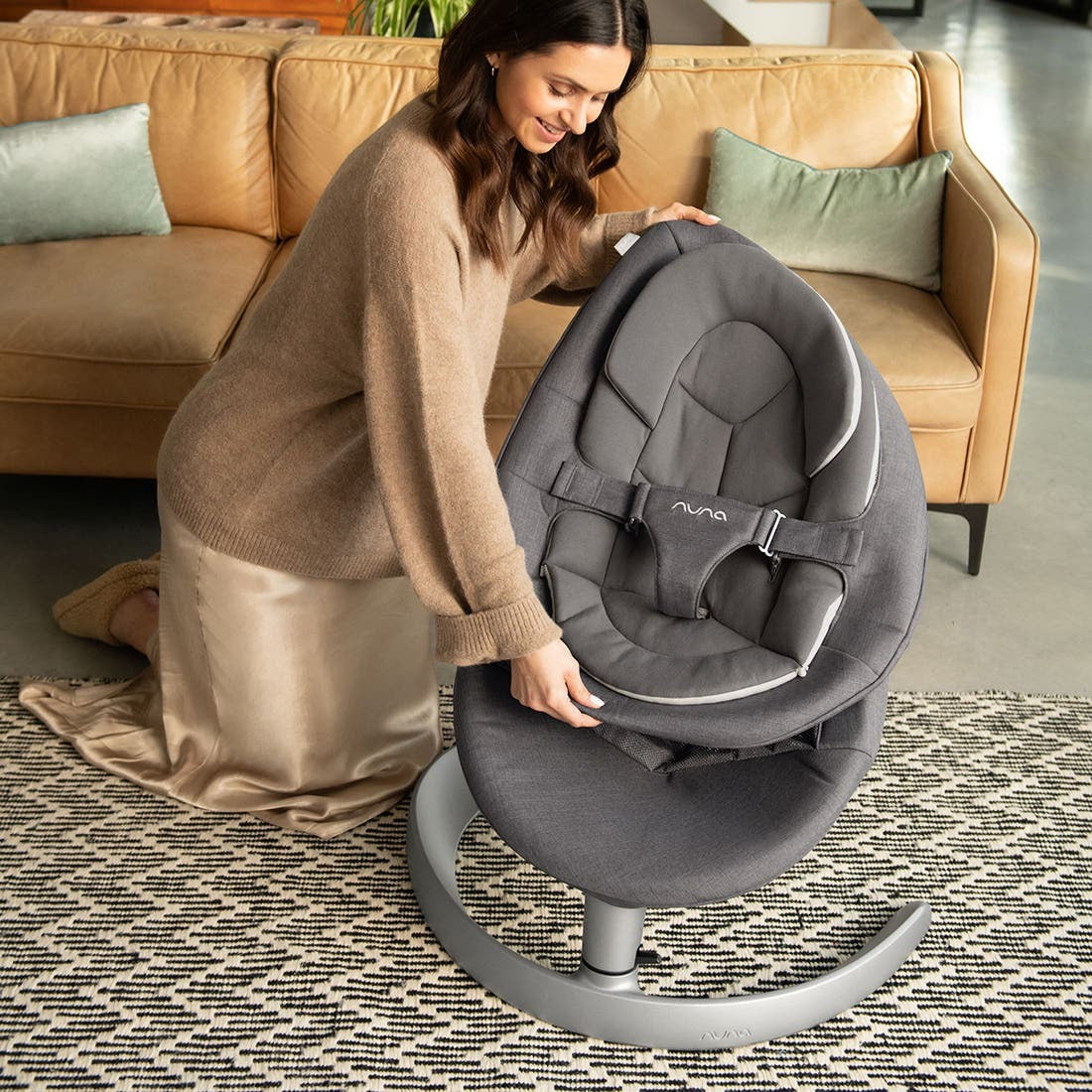 Nuna Leaf Grow & Toy Bar Granite | Mamas & Papas, Babies, Nursing, 