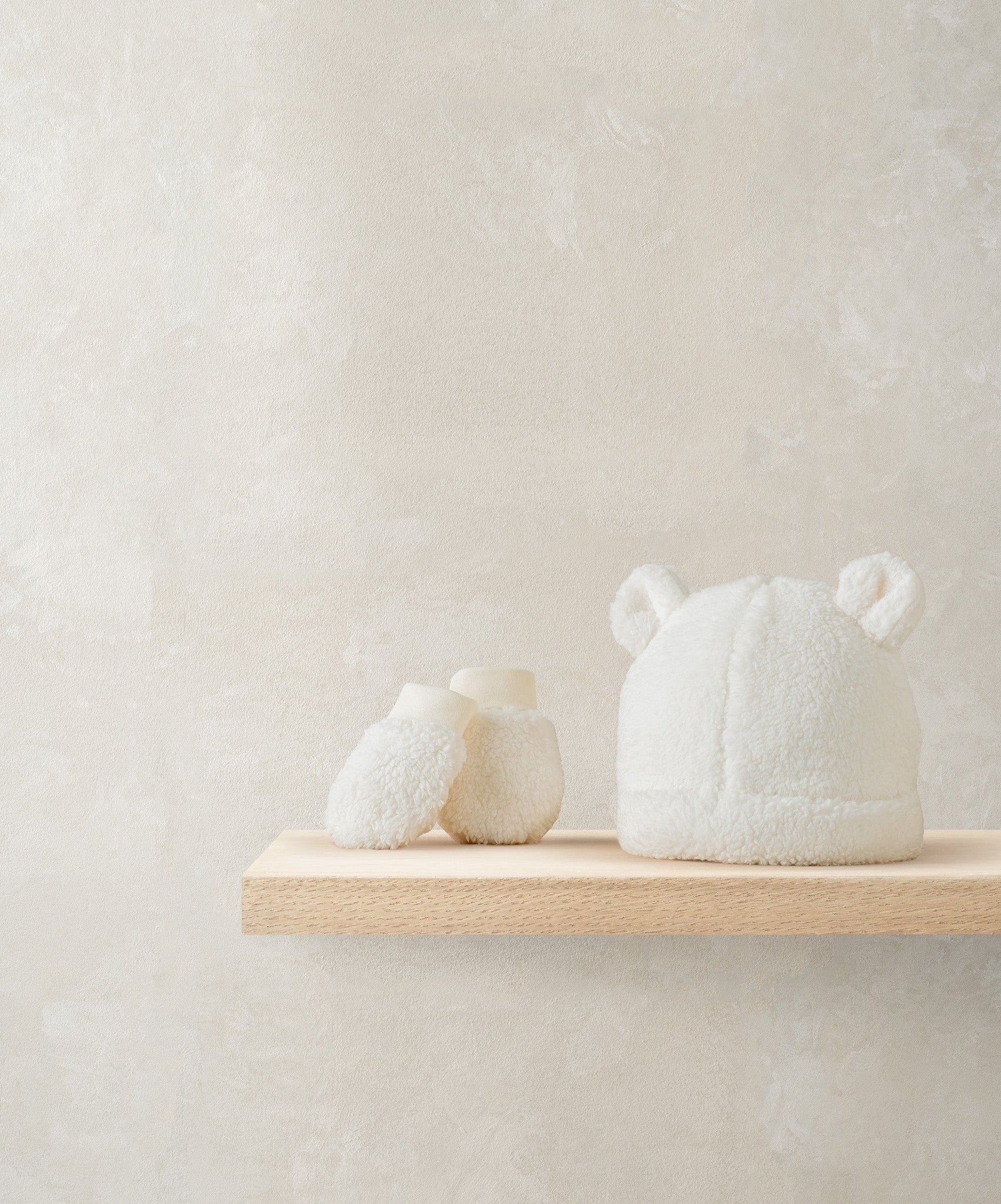 Mamas & Papas Cream Borg Hat & Mitts Set Hat & Mitt