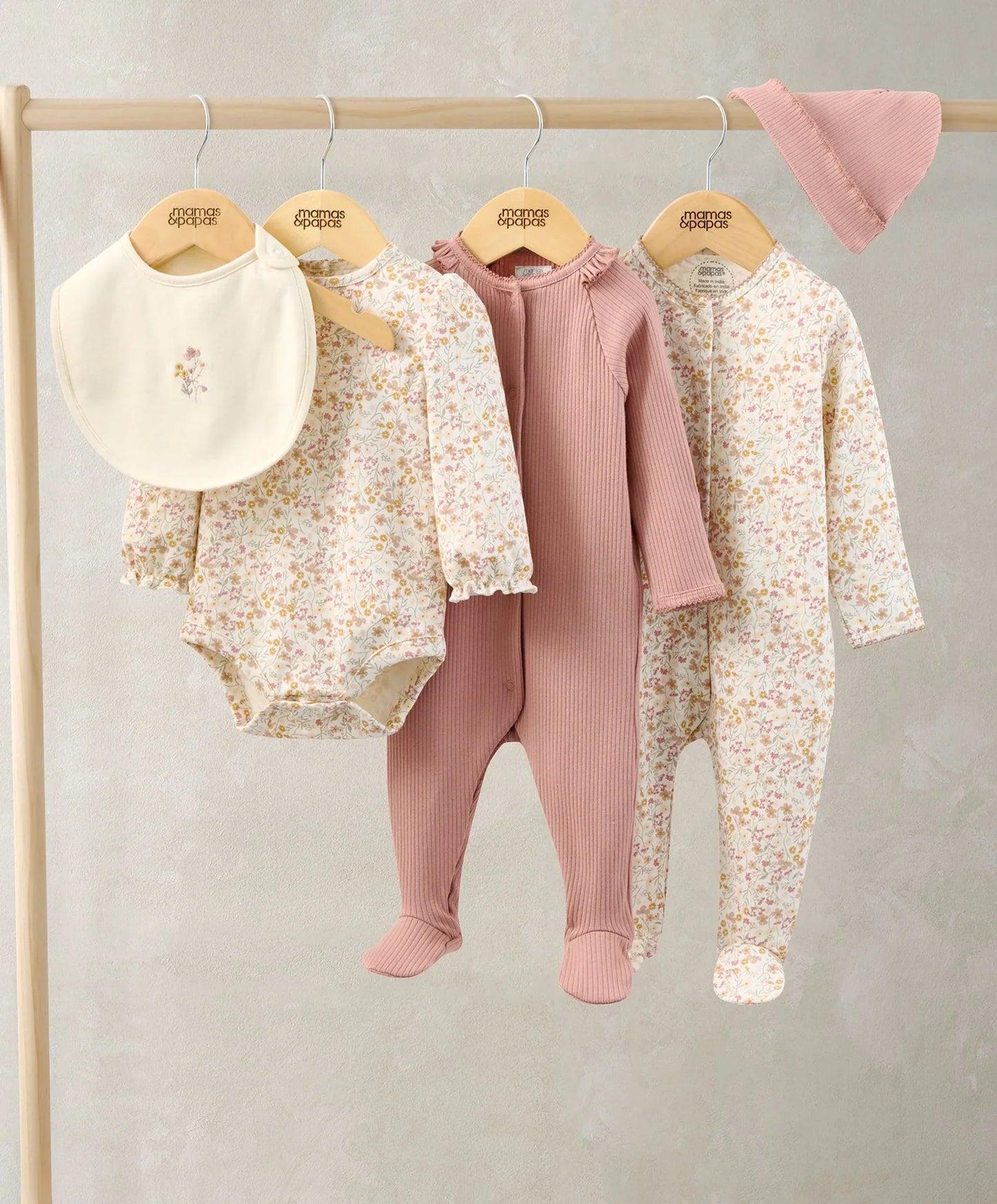 Mamas & Papas Welcome to the World Floral Baby Clothes 5 Piece Set