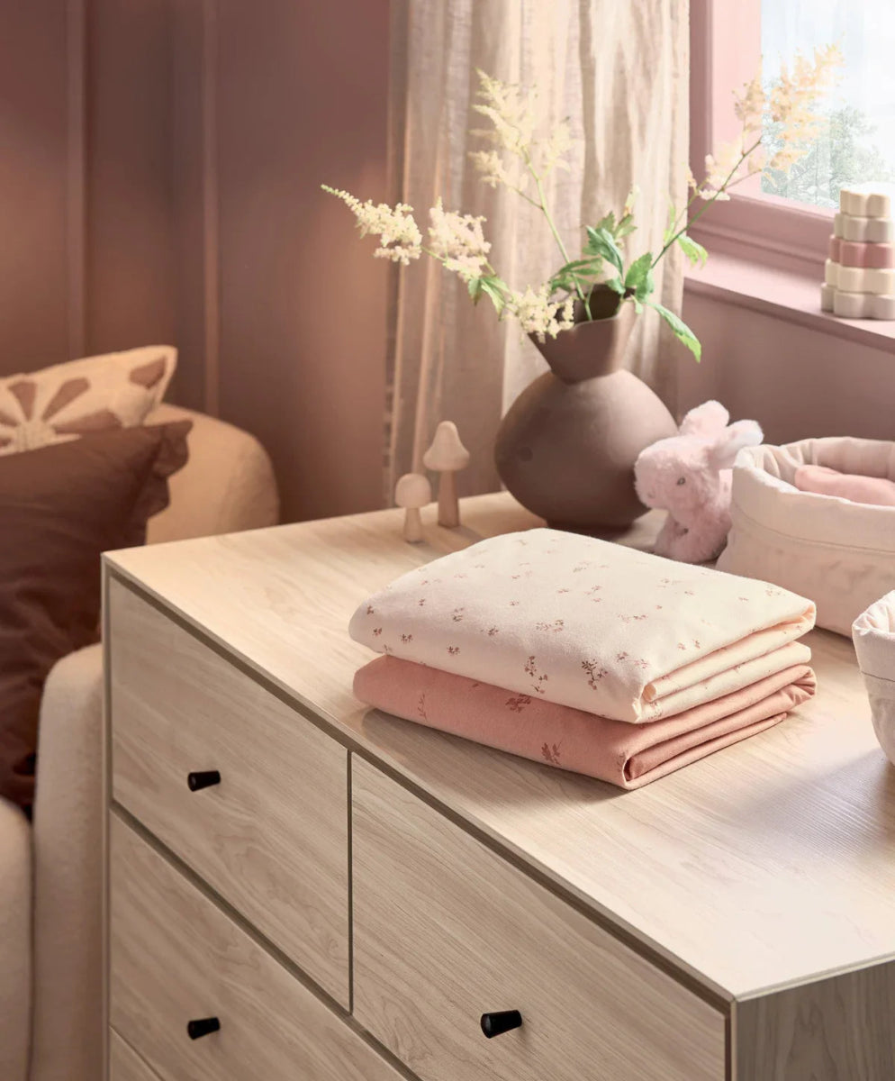 Cotbed Fitted Sheets (2 Pack) – Welcome to the World Wildflower | Fitted Sheet | Mamas & Papas for Mamas & Papas LB - Furniture & Nursery