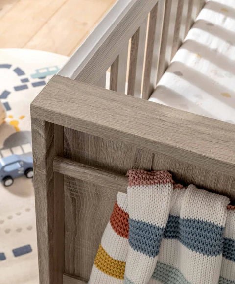 Franklin Cotbed - Grey Wash | Cot | Mamas & Papas for Mamas & Papas LB - Cots & Cotbeds