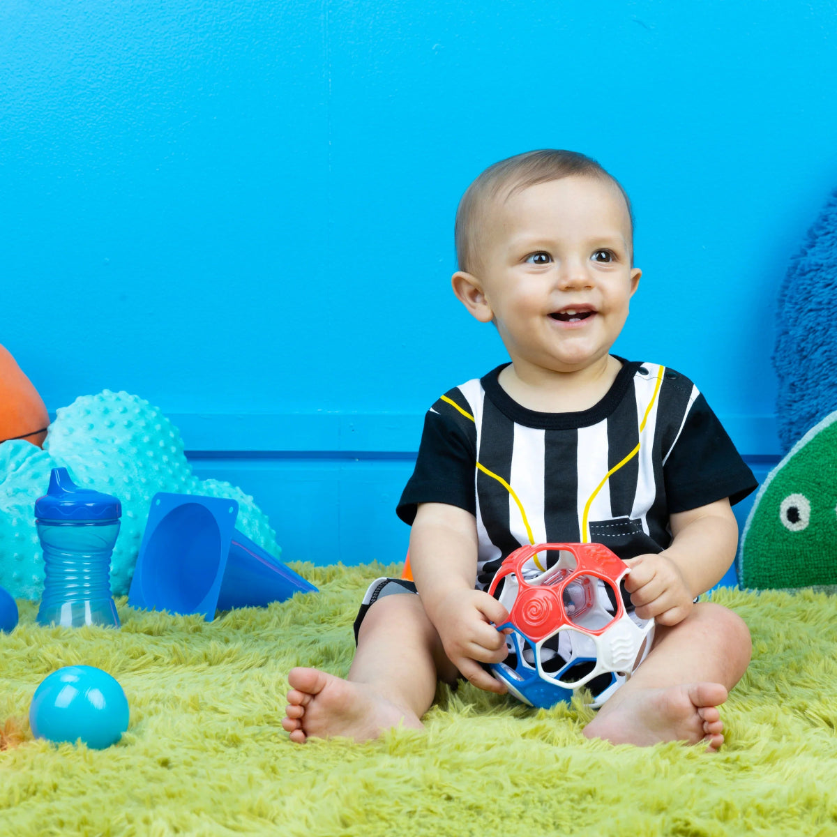 Grippin' Goals Rattle Ball - Red, White & Blue | Rattle | Bright Starts for Mamas & Papas LB - 6hr