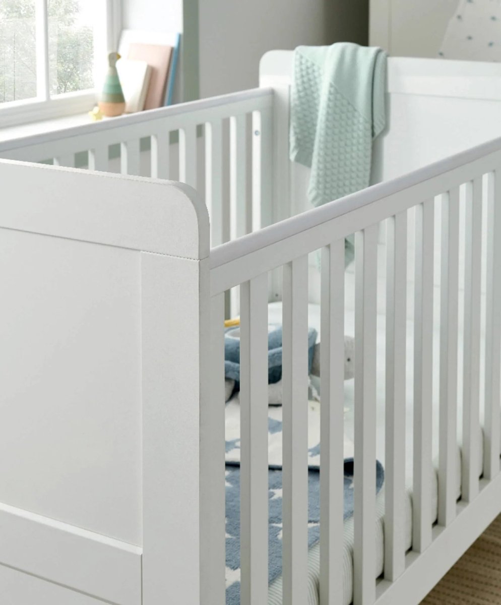 Hampden Cotbed - White | Cot | Mamas & Papas for Mamas & Papas LB - Cots & Cotbeds