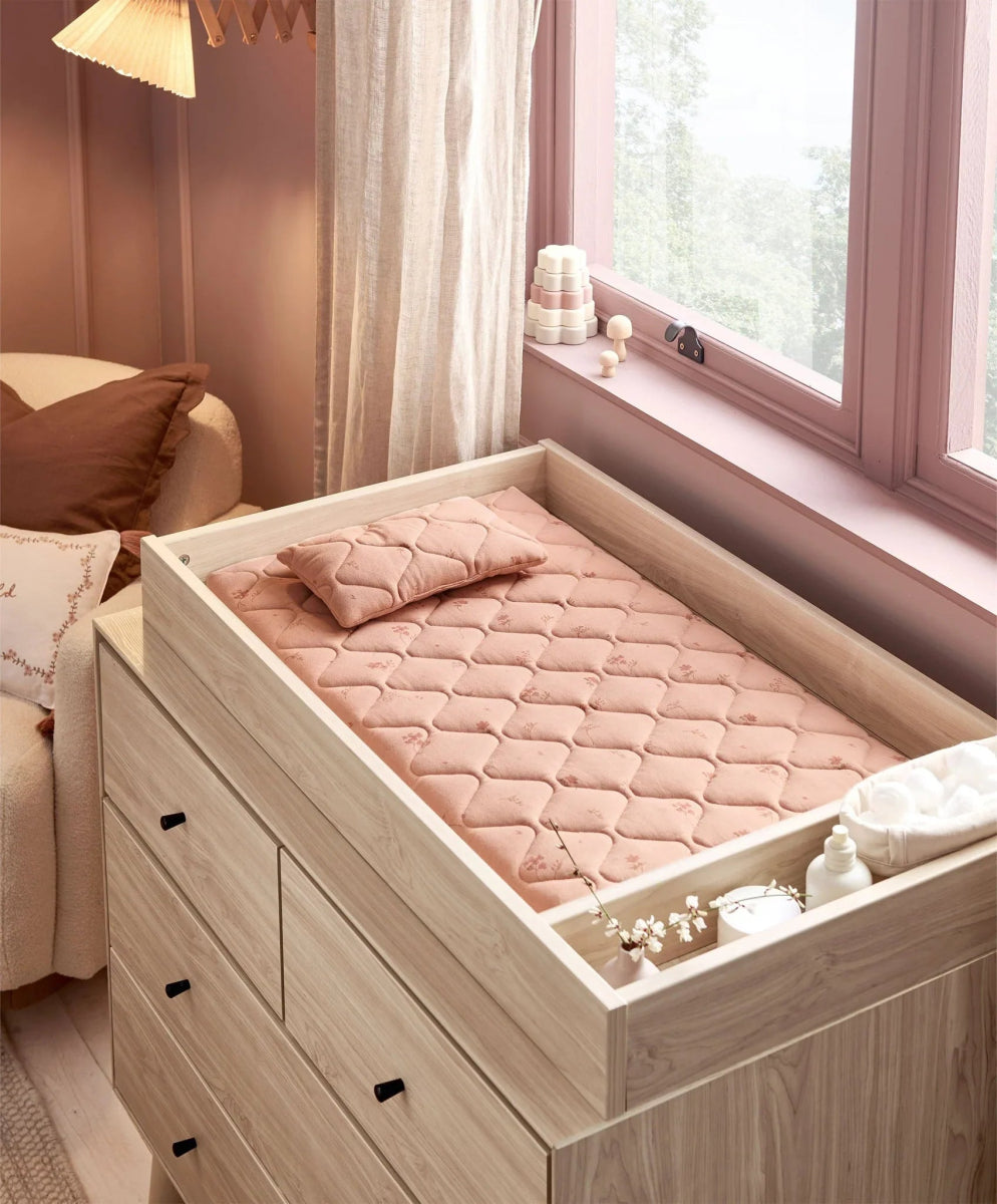 Luxury Changing Mat – Welcome to the World Wildflower | Changing Mat | Mamas & Papas for Mamas & Papas LB - Baby Changing & hygiene