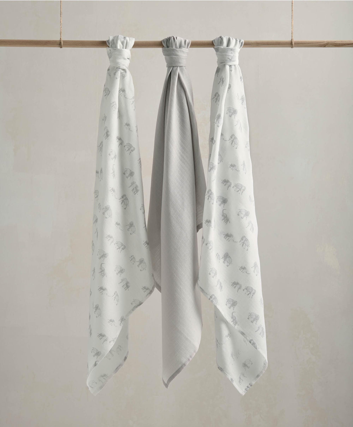 Mamas & Papas Large Muslin Cloths (3 Pack) - Welcome To The World Elephant | Mamas & Papas, Babies, Nursing, Muslin