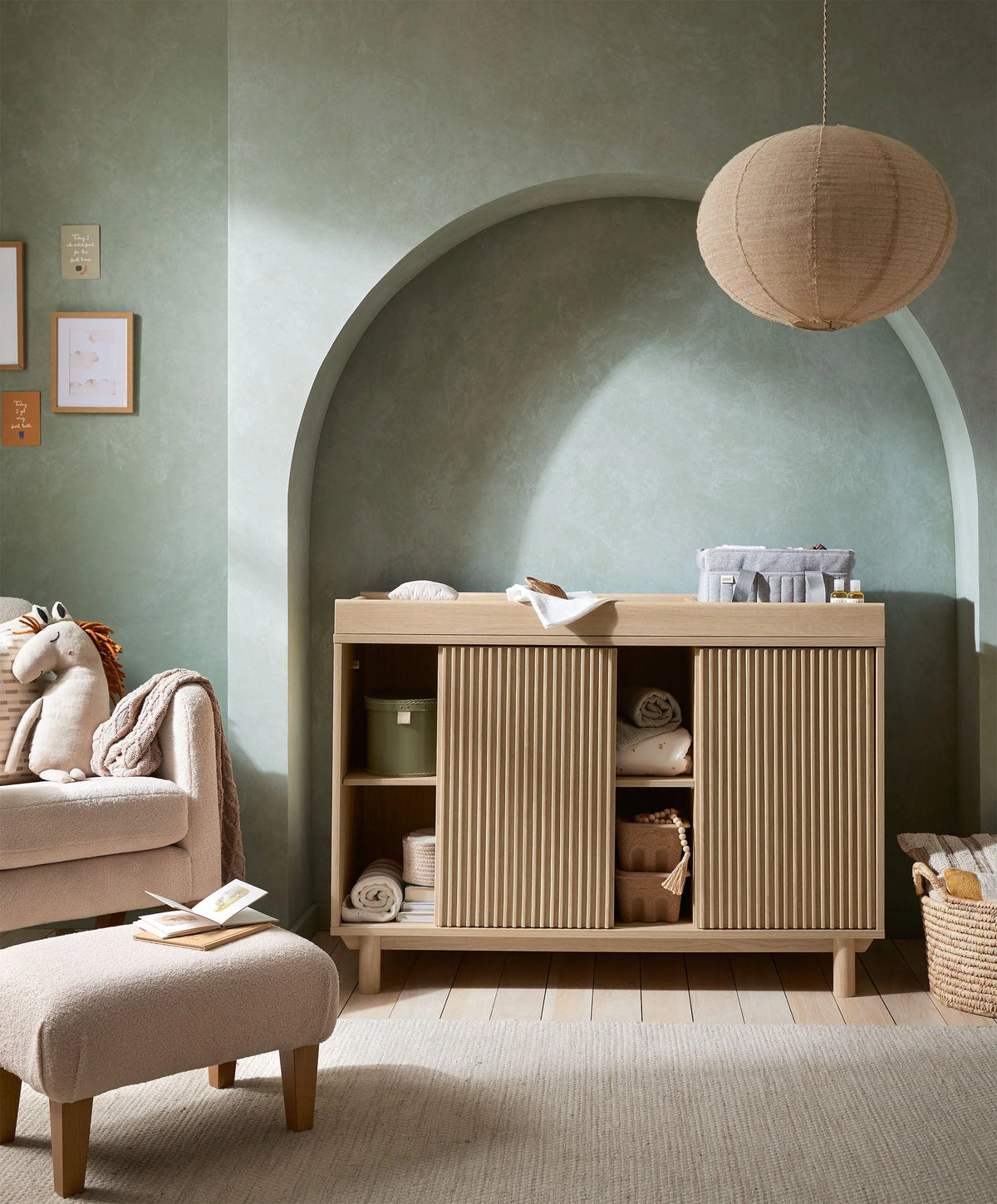 Oska Wide Dresser Changer - Oak