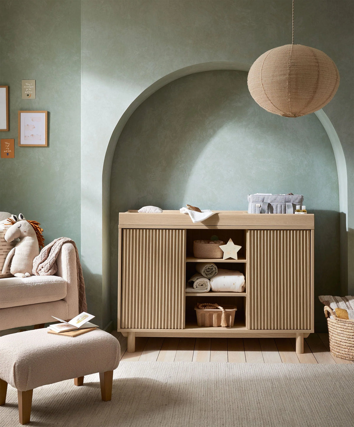 Oska Wide Dresser Changer - Oak