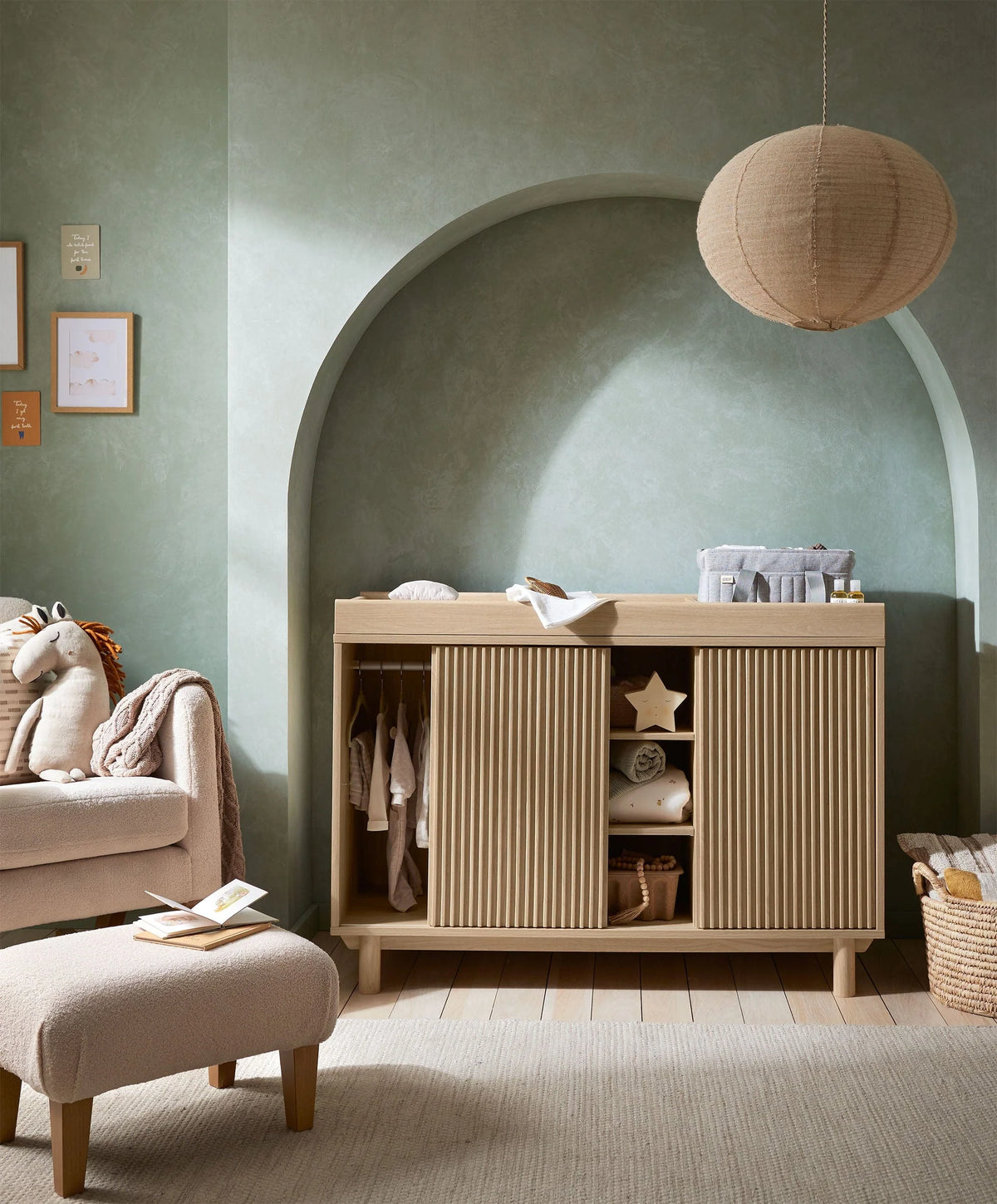 Oska Wide Dresser Changer - Oak