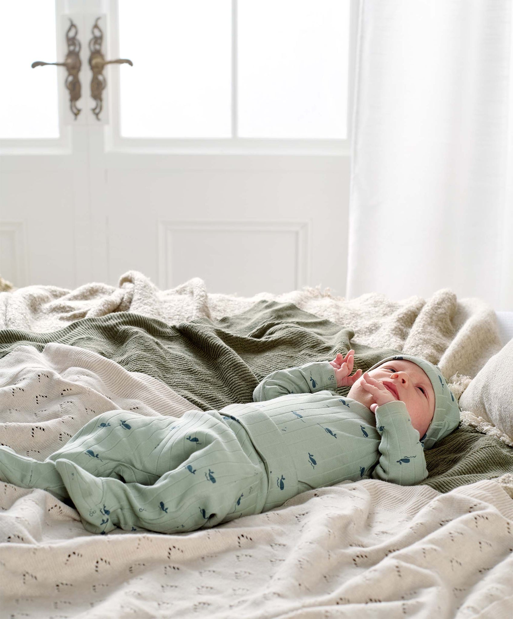 Mamas & Papas Whale Outfit Set (3 Piece) - Green | Mamas & Papas, Babies, Nursing, Set