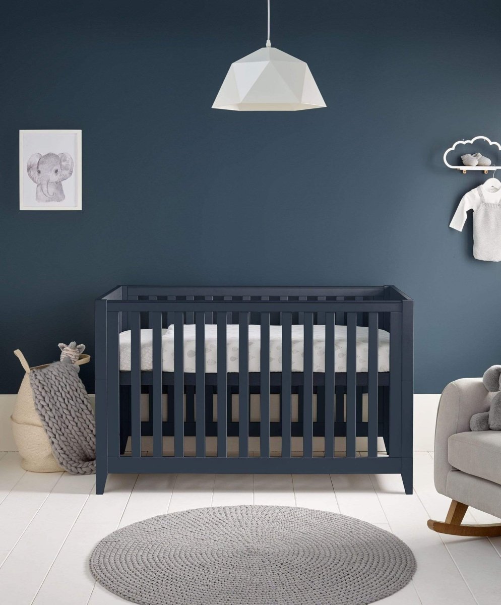 Melfi Cotbed Midnight | Cot | Mamas & Papas for Mamas & Papas LB - colorneed