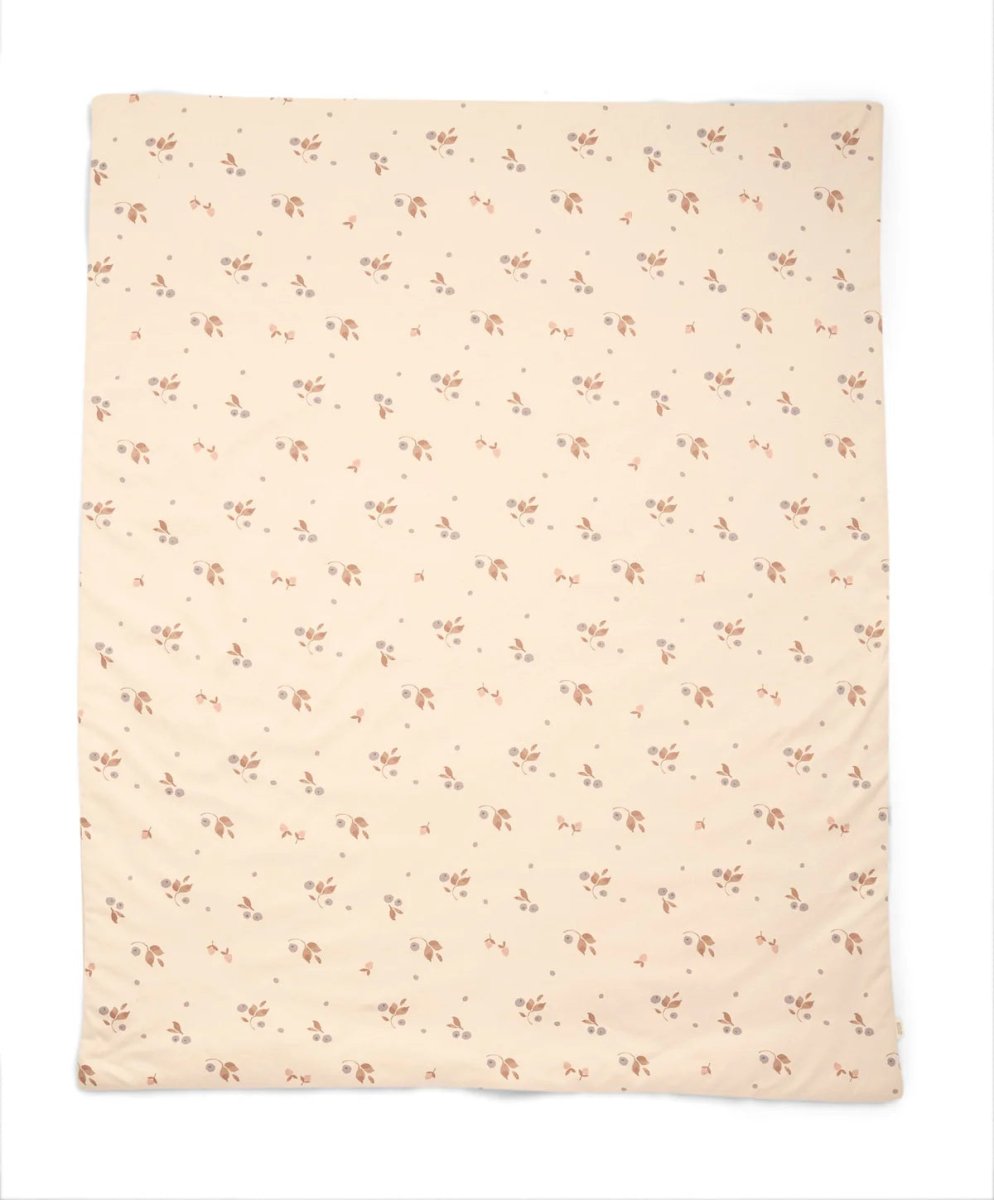 Quilt (2.5 Tog) - Berry/ Peony | Quilt | Mamas & Papas for Mamas & Papas LB - 6hr