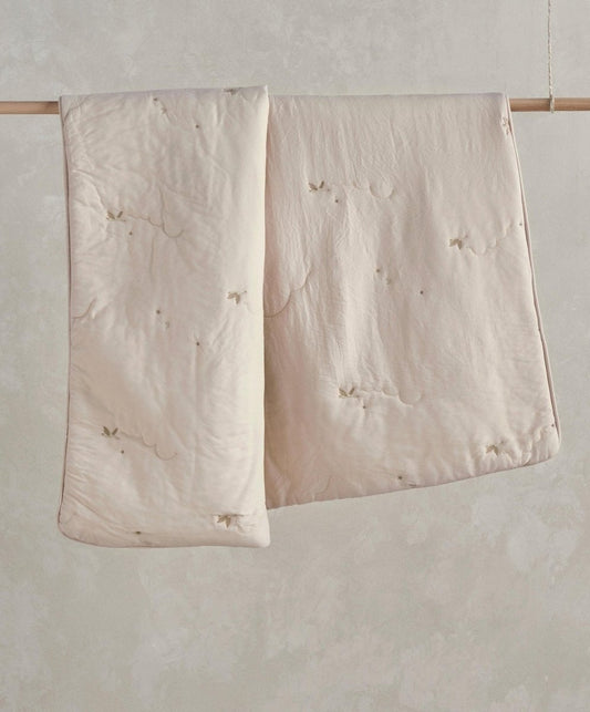 Quilt 4.0 Tog Welcome to the World Duckling Soft Taupe | Quilt | Mamas & Papas for Mamas & Papas LB - Baby Quilts & Blankets