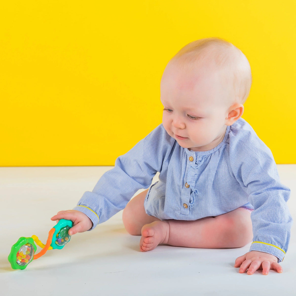 Rattle & Shake Barbell Toy | Rattle | Bright Starts for Mamas & Papas LB - 6hr