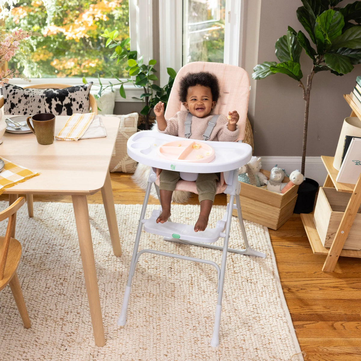 Sun Valley Compact Folding High Chair | High Chair | Ingenuity for Mamas & Papas LB - Christmas