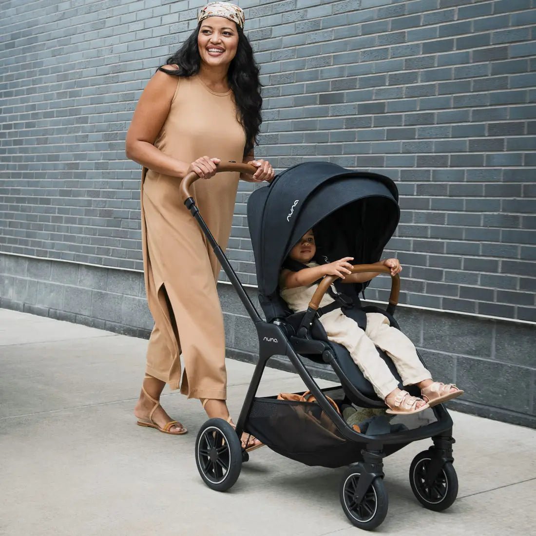 TRIV Next Stroller Caviar | Stroller | Nuna for Mamas & Papas LB - Baby Gear