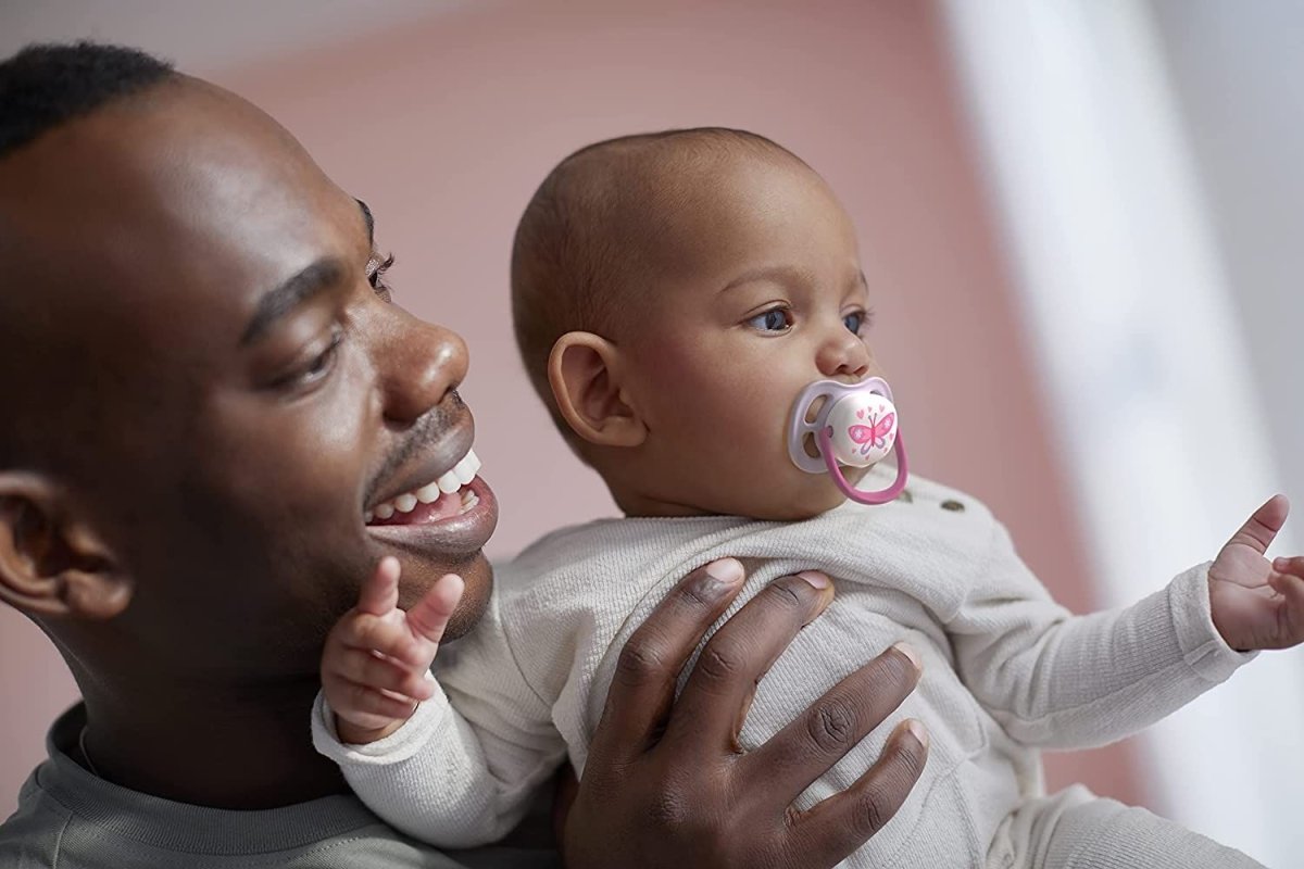 Ultra Air Pacifier 0 - 6 Pink - Purple | Pacifier | Avent for Mamas & Papas LB - 6hr